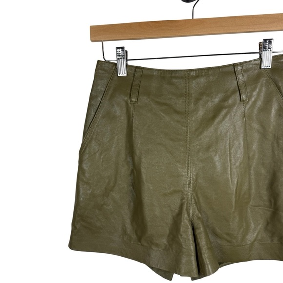 Intermix Women’s Remi Pleated Lamb Leather High Rise Shorts Olive Green 0 - Picture 4 of 9